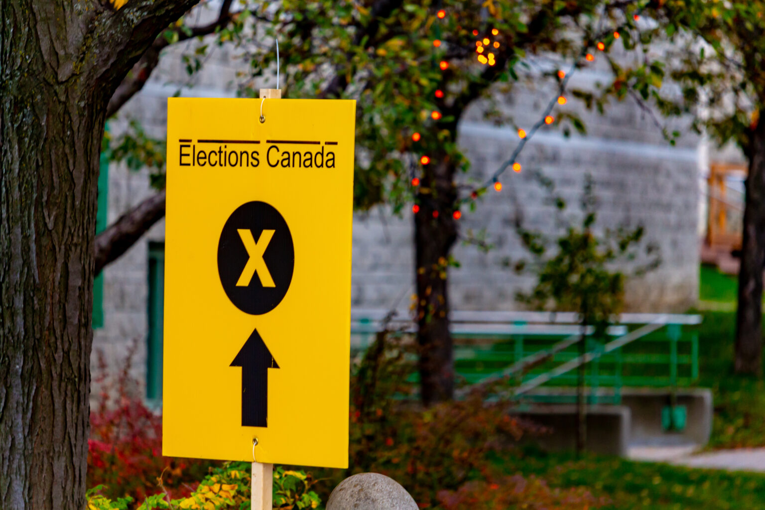 How Long Is Too Long? Most Canadians Say Elected Officials Should Be ...